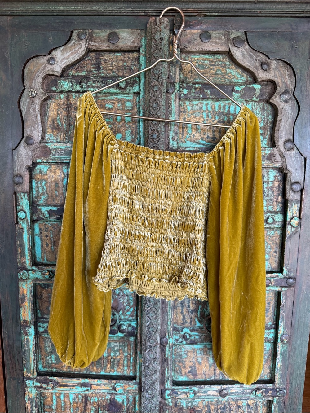 ANTHROPOLOGIE Golden velvet puff sleeve smocked bodice romantic long sleeve crop - Picture 7 of 15